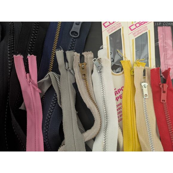 Zipper Lot various sizes and types - Picture 2 of 8